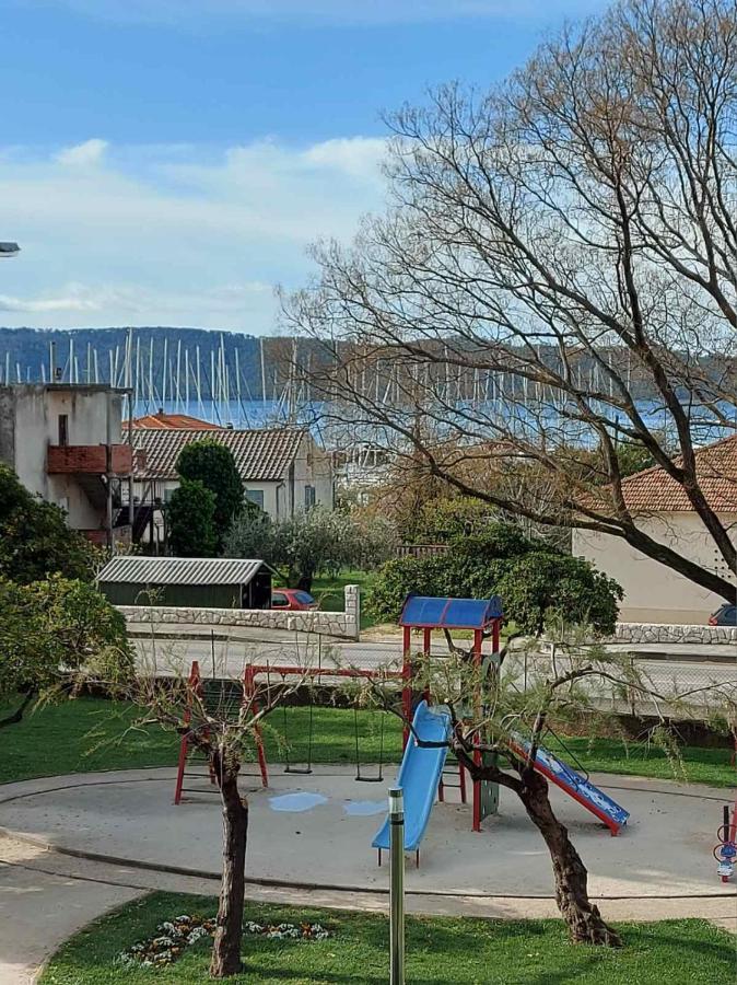 Cosy Family Apartment Marina Kastela Near Airport Экстерьер фото