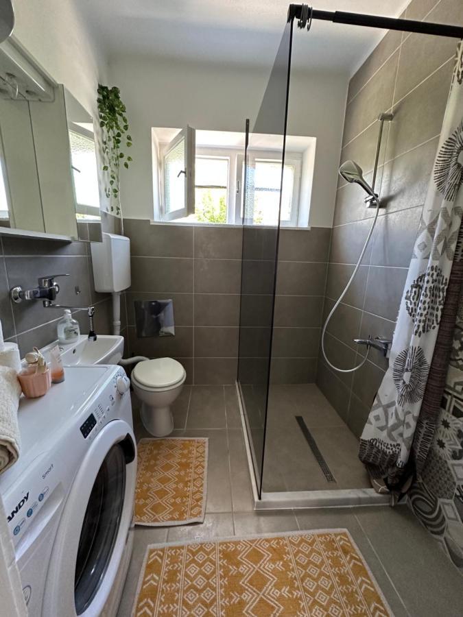 Cosy Family Apartment Marina Kastela Near Airport Экстерьер фото