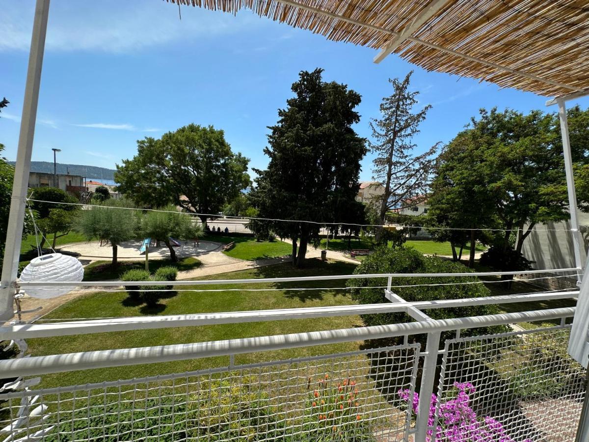 Cosy Family Apartment Marina Kastela Near Airport Экстерьер фото