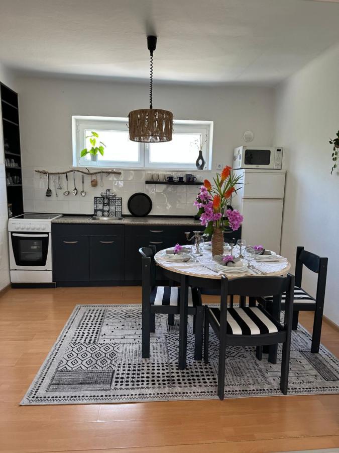 Cosy Family Apartment Marina Kastela Near Airport Экстерьер фото